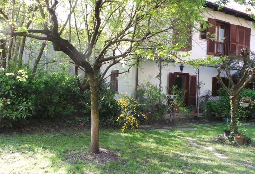 آپارتمان 2 خوابه با تراس, B&b La Rampichina