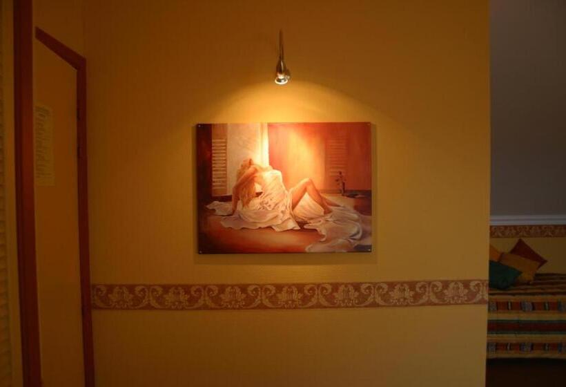 Номер Deluxe, Le Relais De Pommard