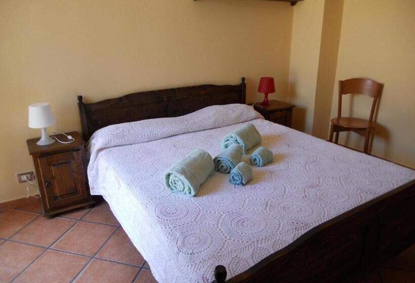 اتاق استاندارد با سرویس بهداشتی مشترک, B&b Le 2 Cantine