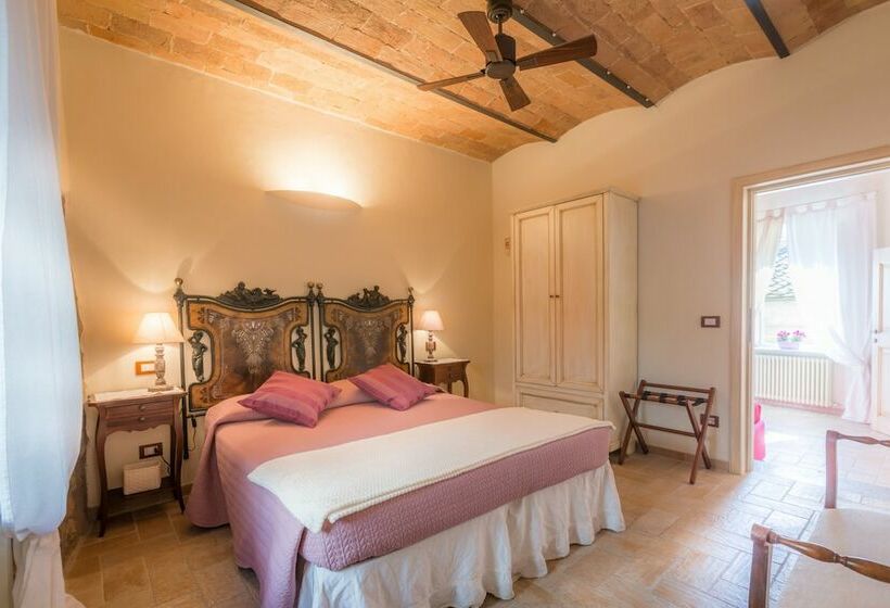 اتاق لوکس, Viterbo Antica   Centro Storico