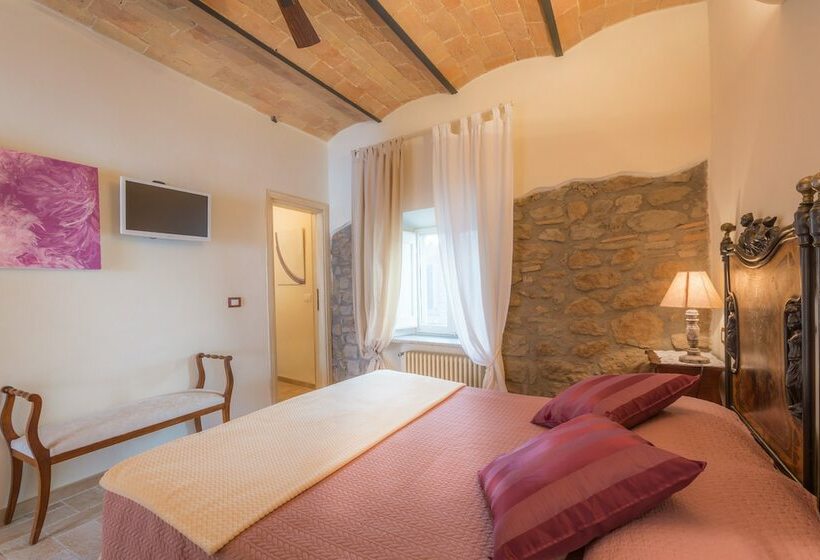 اتاق لوکس, Viterbo Antica   Centro Storico