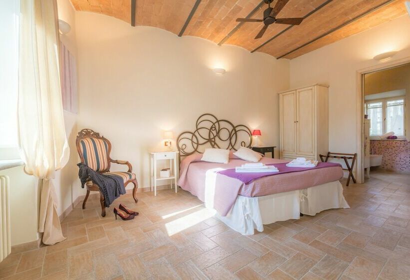 اتاق لوکس, Viterbo Antica   Centro Storico