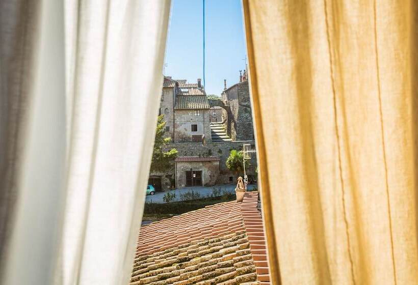 اتاق لوکس, Viterbo Antica   Centro Storico