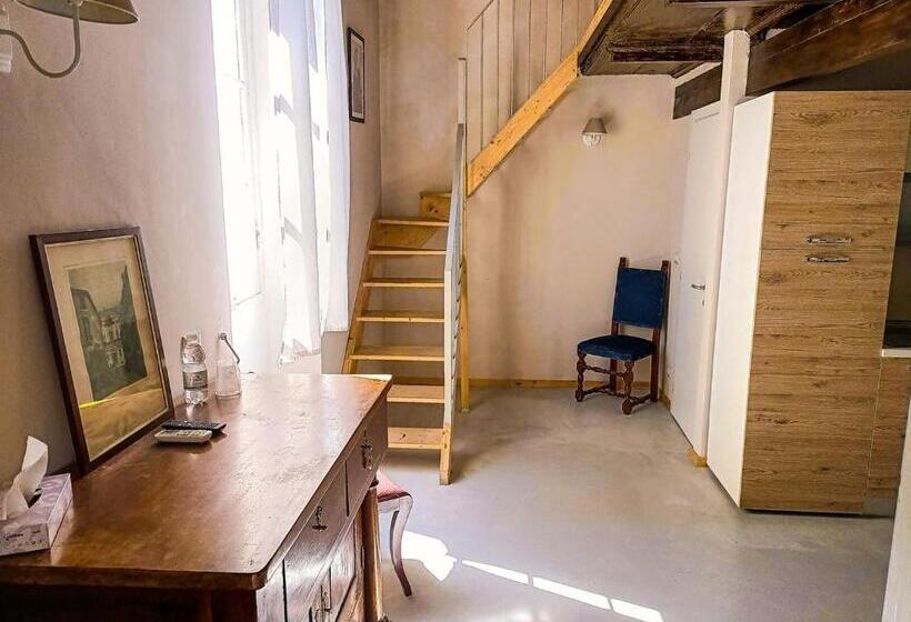 آپارتمان 1 خوابه, Relais Real Collegio