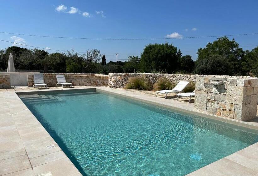 جناح, Agli Antichi Trulli B&b In Masseria