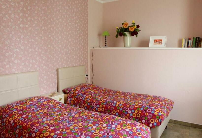 اتاق استاندارد, B&b Mama Rò
