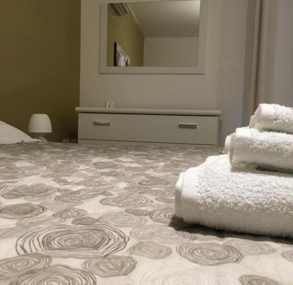 ベーシックトリプルルーム, B&b Il Quadrifoglio