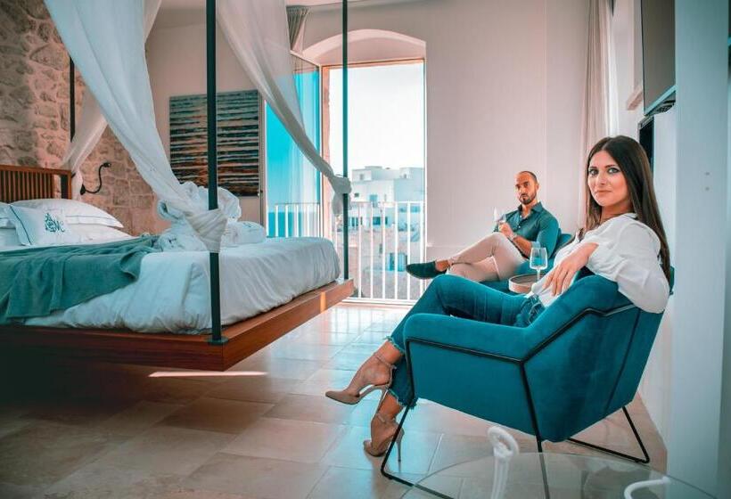 سوییت با چشم‌انداز دریا, Antico Mondo Rooms & Suites