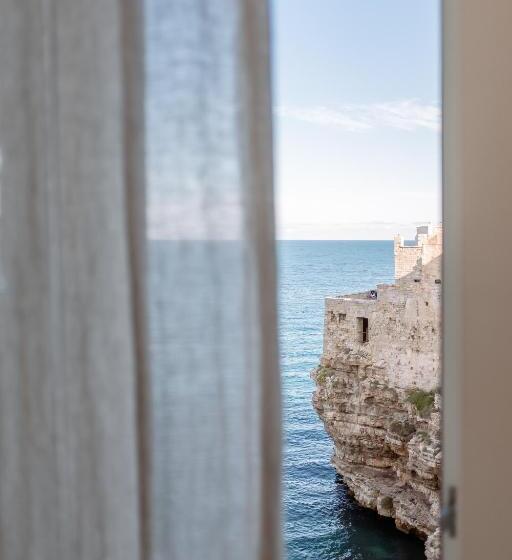 سوئیت با تخت بزرگ, Antico Mondo Rooms & Suites
