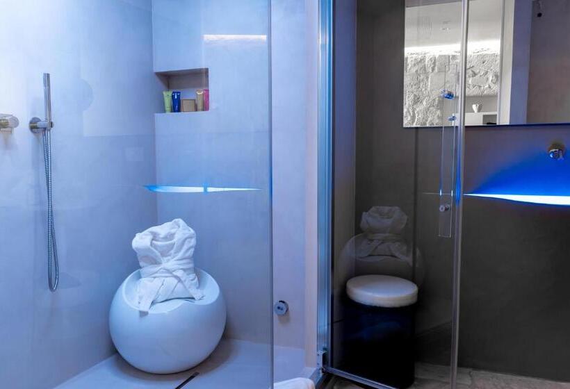 سوئیت با تخت بزرگ, Antico Mondo Rooms & Suites