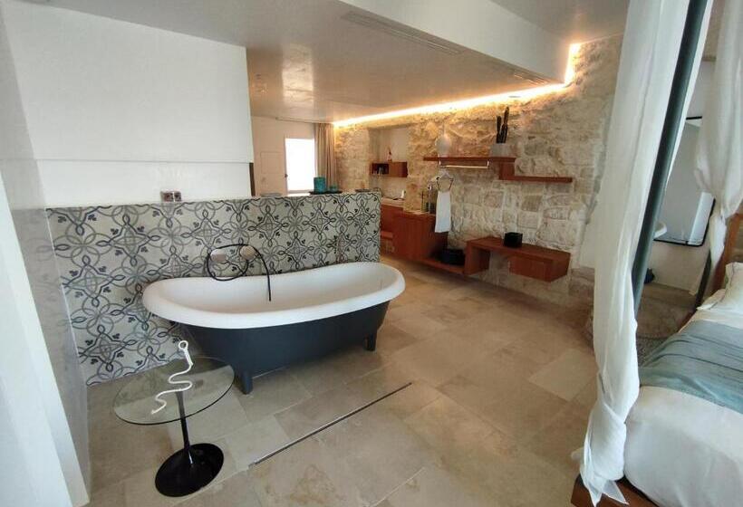 سوییت با چشم‌انداز دریا, Antico Mondo Rooms & Suites