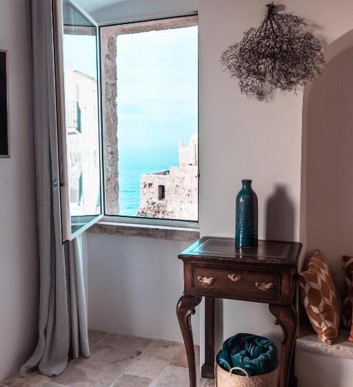 سوئیت با تخت بزرگ, Antico Mondo Rooms & Suites