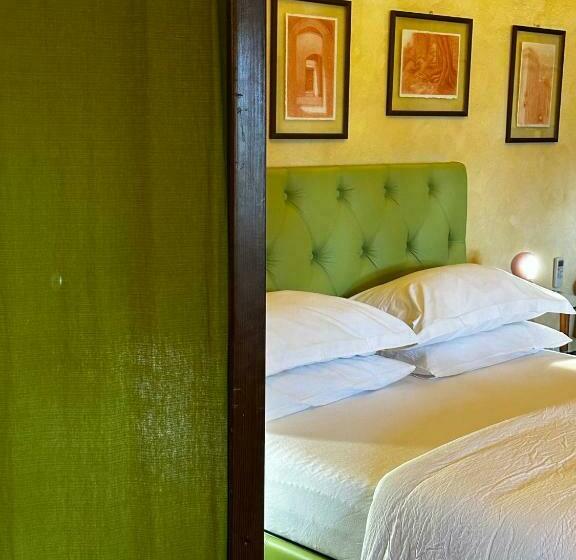 带园景的小型套房, Relais San Damian
