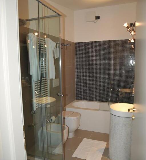 基本间, Albergo Minuetto