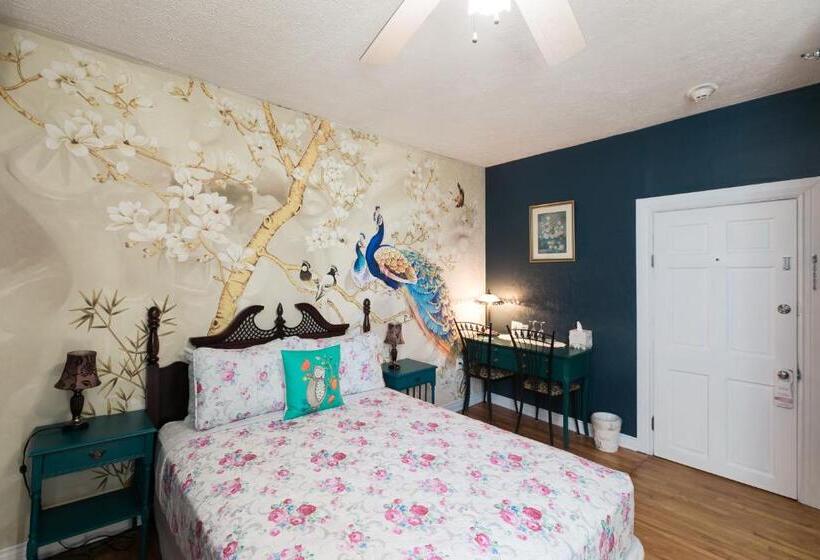 スタンダードルーム, Prince Street Suites