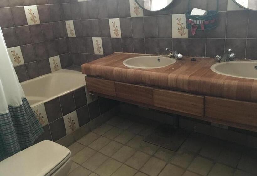 Номер Стандарт Вид на Море с Балконом, My Father S House Bed