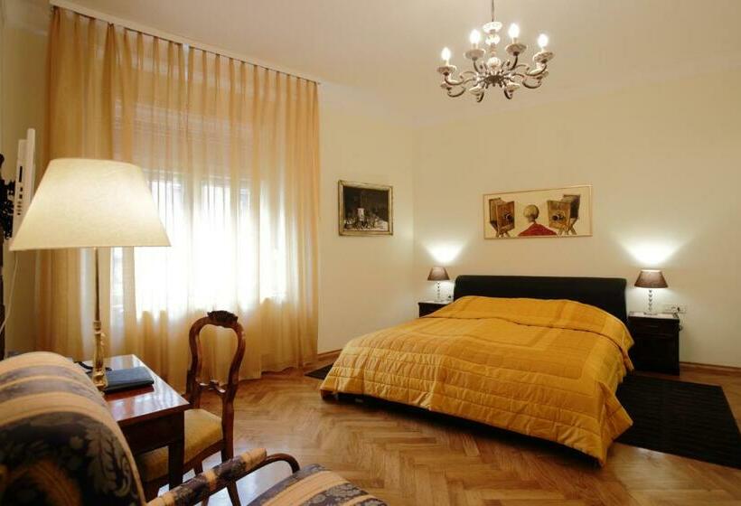 스위트, B&b Fotić