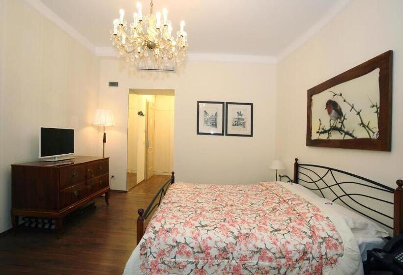 스위트, B&b Fotić