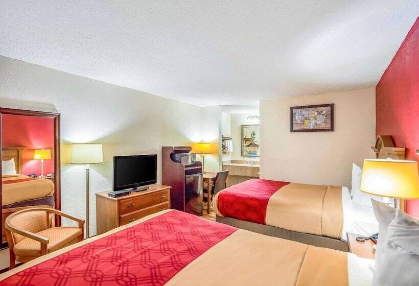 Номер Стандарт 2 Двуспальные Кровати, Econo Lodge Huntington   Barboursville University Area