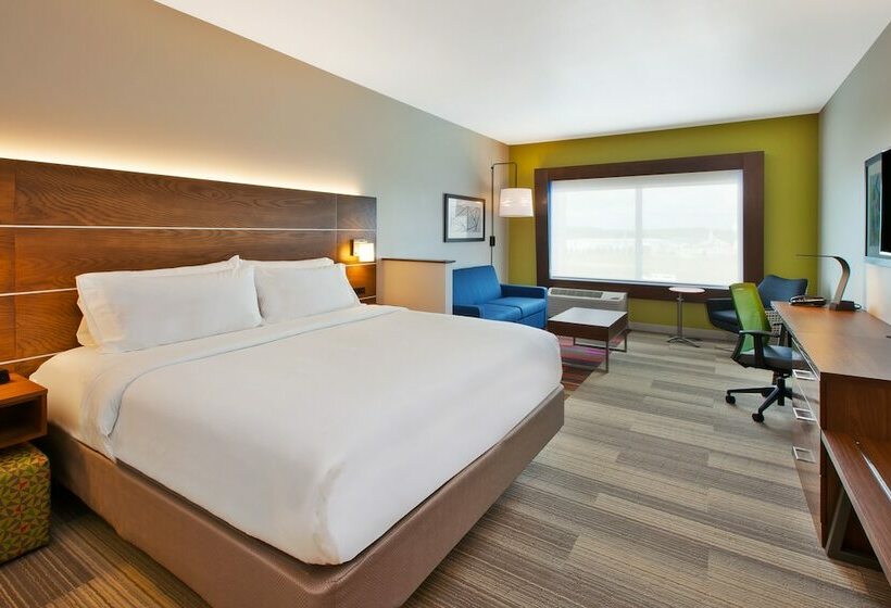 Люкс, Holiday Inn Express And Suites South Hill, An Ihg