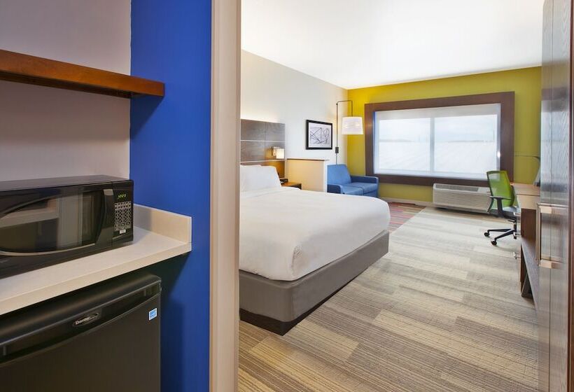 Люкс Адаптированный для Инвалидов, Holiday Inn Express And Suites South Hill, An Ihg