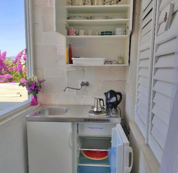 اتاق سوپریور با بالکن, Guest House Sunce, Traveler S Choice Best Panoramic View, Supetar Island Brac
