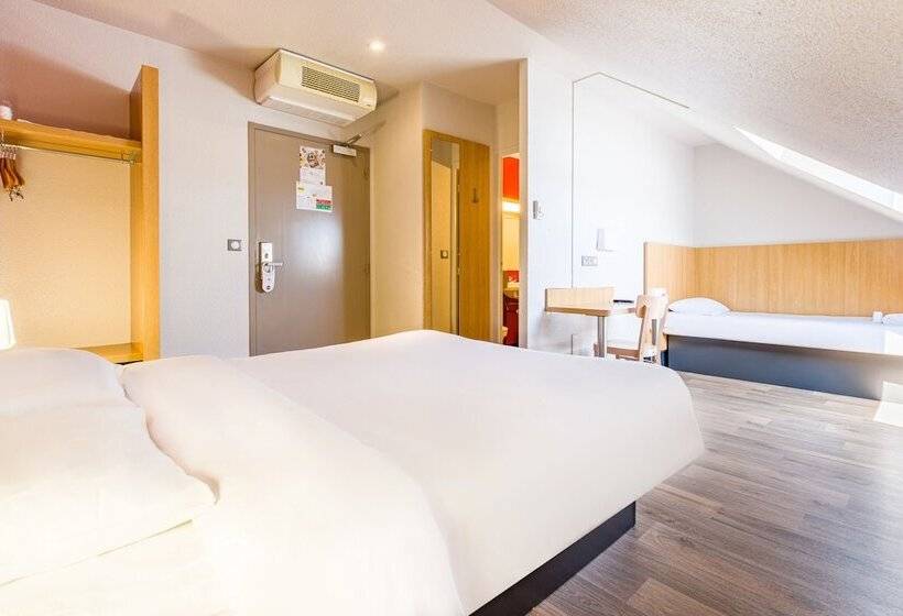 Номер Стандарт Трехместный, B&b Hotel Poitiers 3 Futuroscope