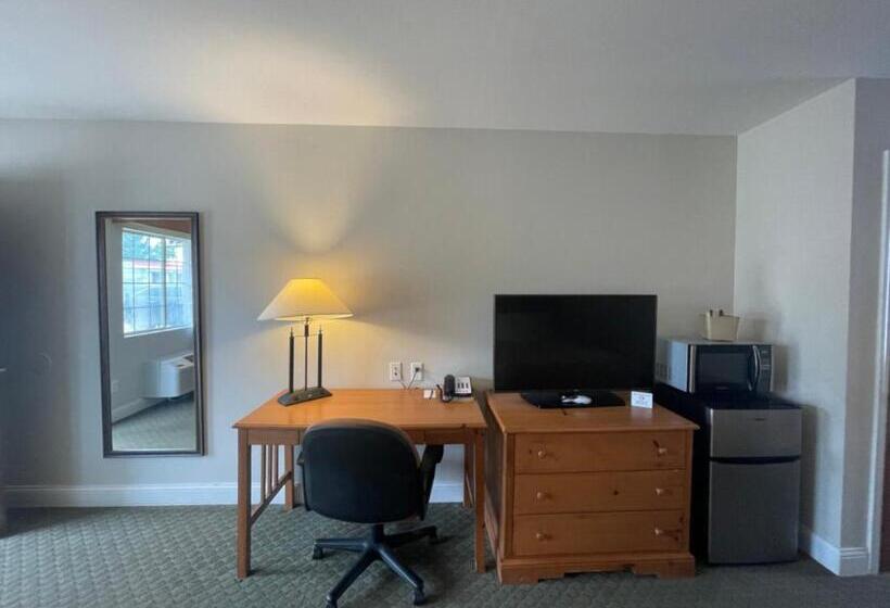 Стандартный Номер Кровать Кинг, Stagecoach Inn Woodville