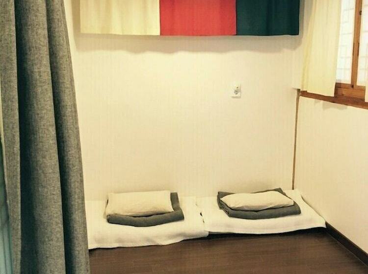 스탠다드 룸, Hanok Got
