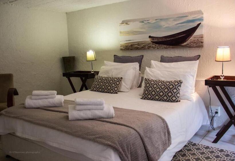 Family flat with terrace, Beach Forest Lodge