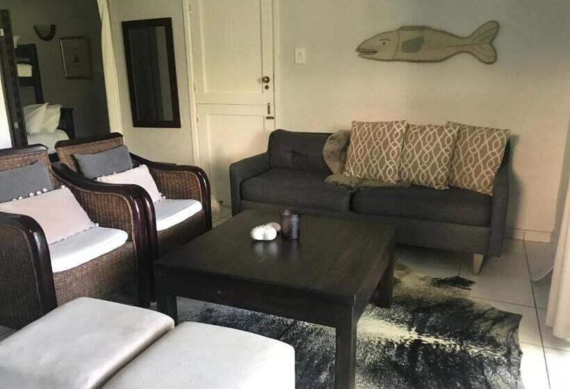 Family flat with balcony, Beach Forest Lodge