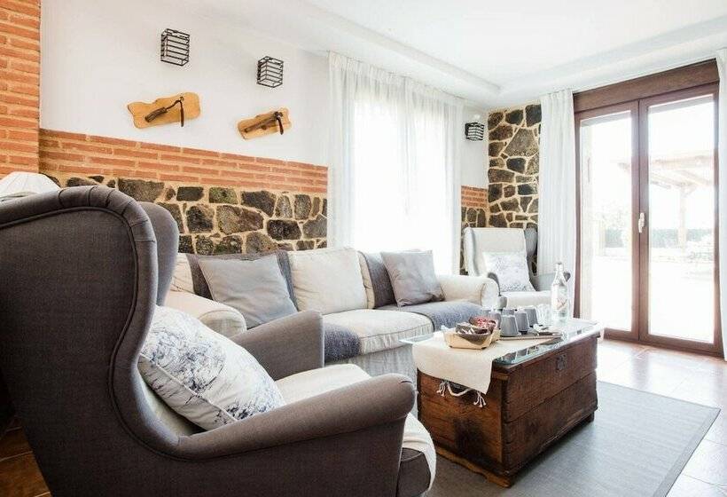 Дом 1 Спальня, Casa Rural Pico De Los Haces
