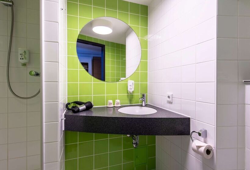Номер Стандарт Трехместный, B&b Hotel Neu Ulm