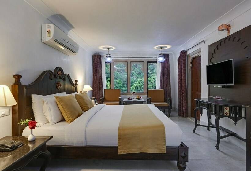 豪华房间, Kavish The Haveli Resort