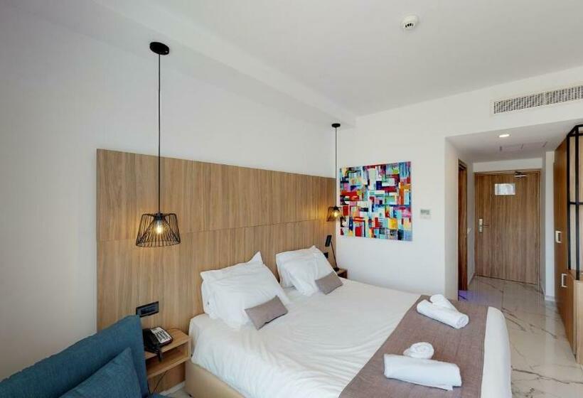 Номер Стандарт Внутренний, The Blue Ivy Hotel & Suites
