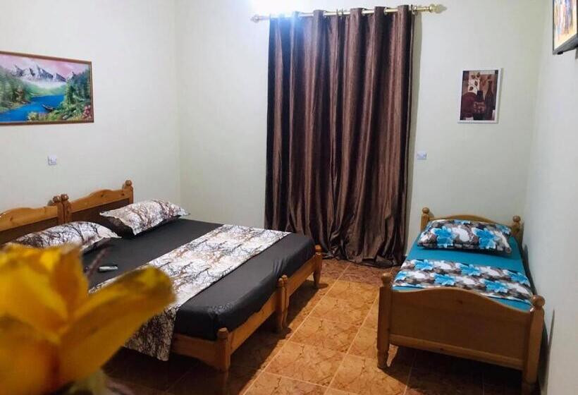 اتاق لوکس با چشم‌انداز دریا, Plage D Or