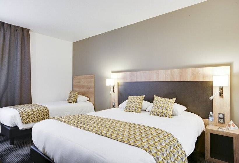 Номер Стандарт Трехместный, Brit Hotel Confort Loches