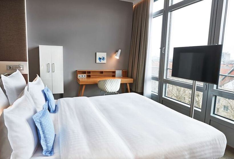 Номер Deluxe, Steigenberger Hotel München