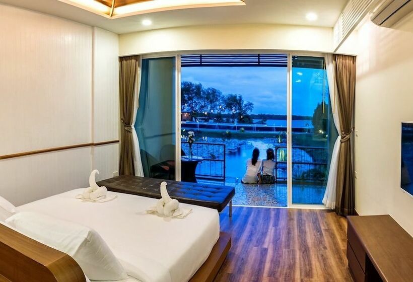 اتاق لوکس, Baan Rim Ao