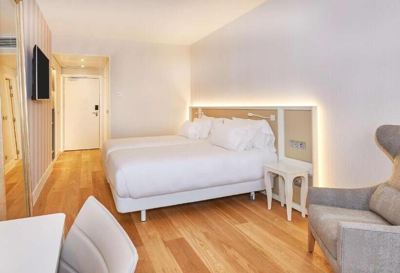 Номер Superior, NH Collection Marseille