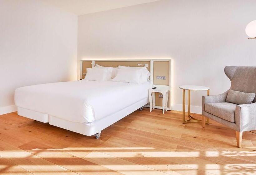 Chambre Standard Communicante, NH Collection Marseille