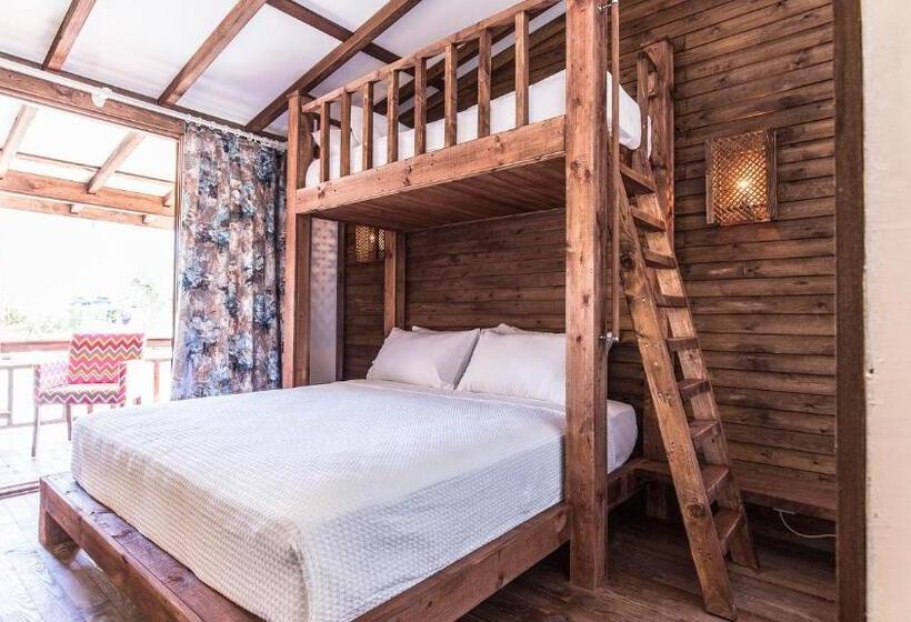 Трехместный Номер Deluxe, Gi̇ri̇ti̇mu Evleri̇