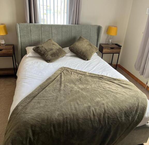 スタンダードルーム, Impala Guest House