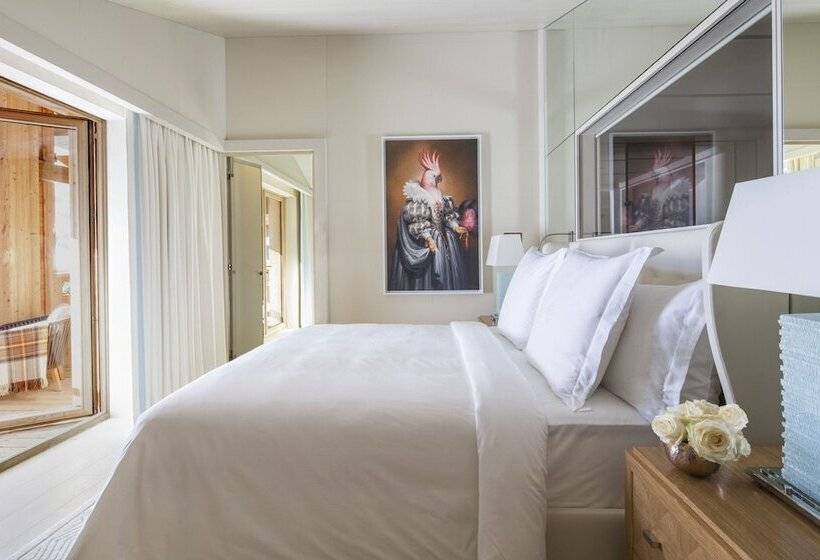 Номер Superior, Four Seasons Hotel Megeve