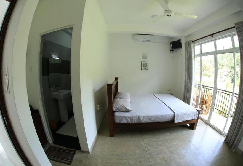 اتاق استاندارد سه نفره, Villa Dasuni