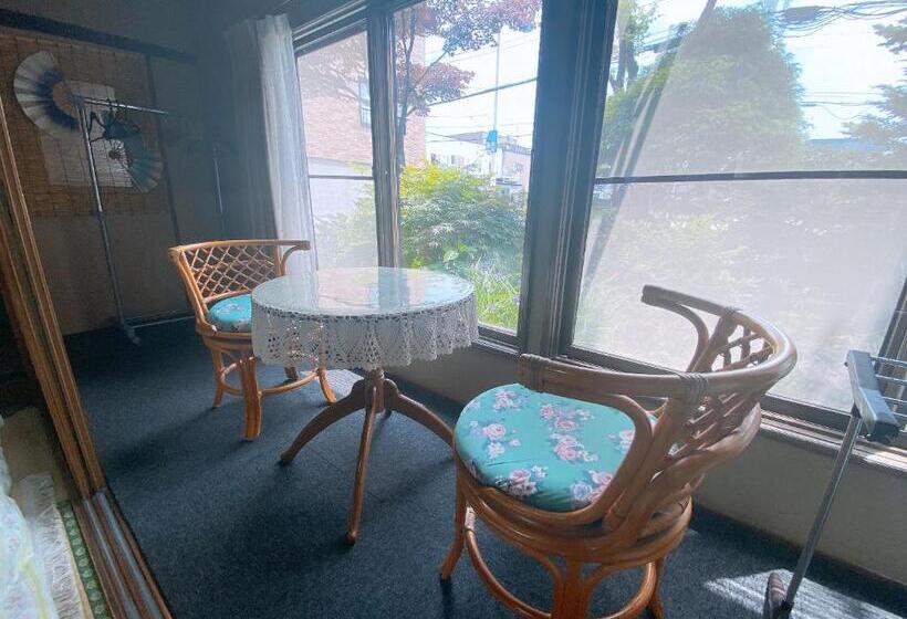 اتاق استاندارد با چشم‌انداز باغ, Ryokan Sansui