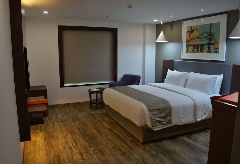 Номер Премиум, Howard Johnson By Wyndham Kolkata Airport