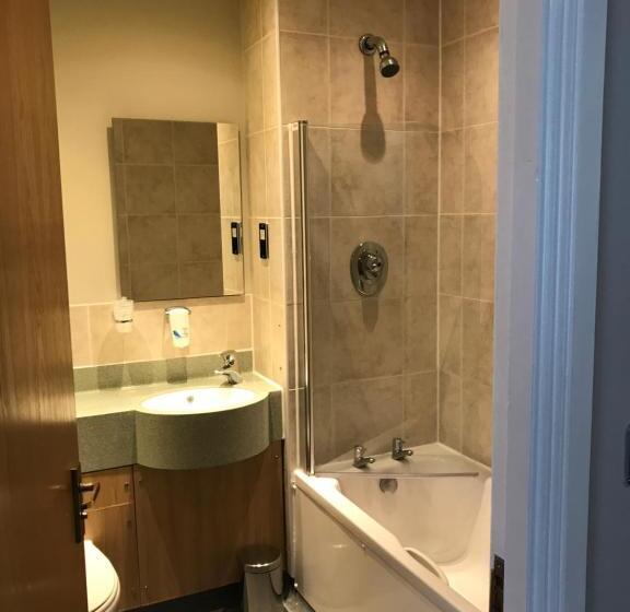 Номер Стандарт, Crown, Droitwich By Marston's Inns