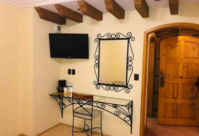 スタンダードルーム, Villa De Cortez