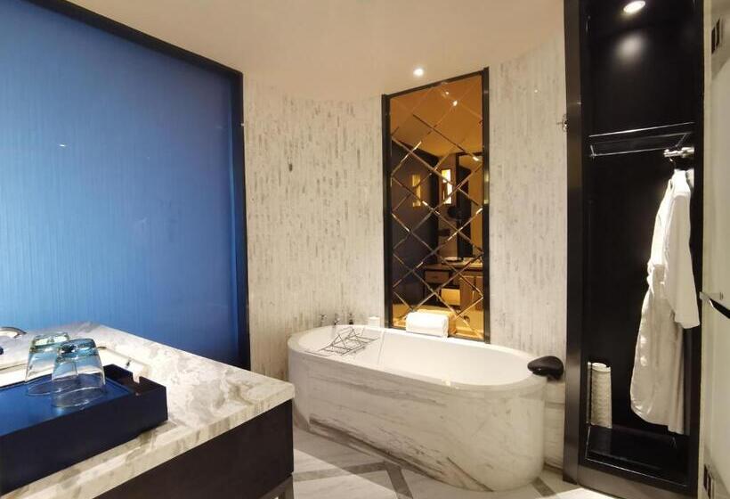 キングサイズベッドのスーペリアルーム, Primus Hotel Wuhan Hannan